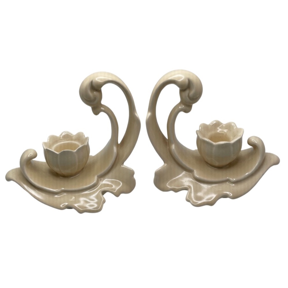 Vtg Freeman & McFarlin Candle Holders- Off White